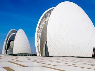 这个造型独特的建筑,让这里成了珠海旅游拍照的热门景点